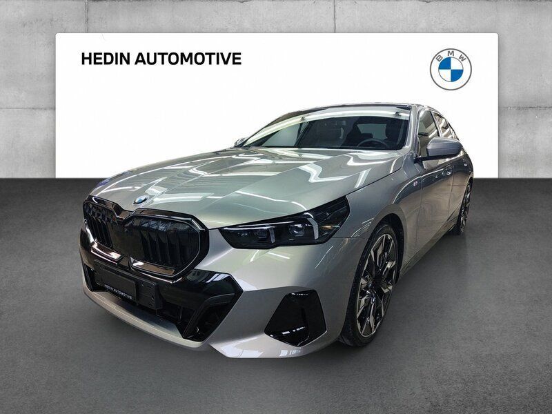 Neu 2025 BMW 520 M Sport Limousine | CHF 93’900 - Bild 1/4