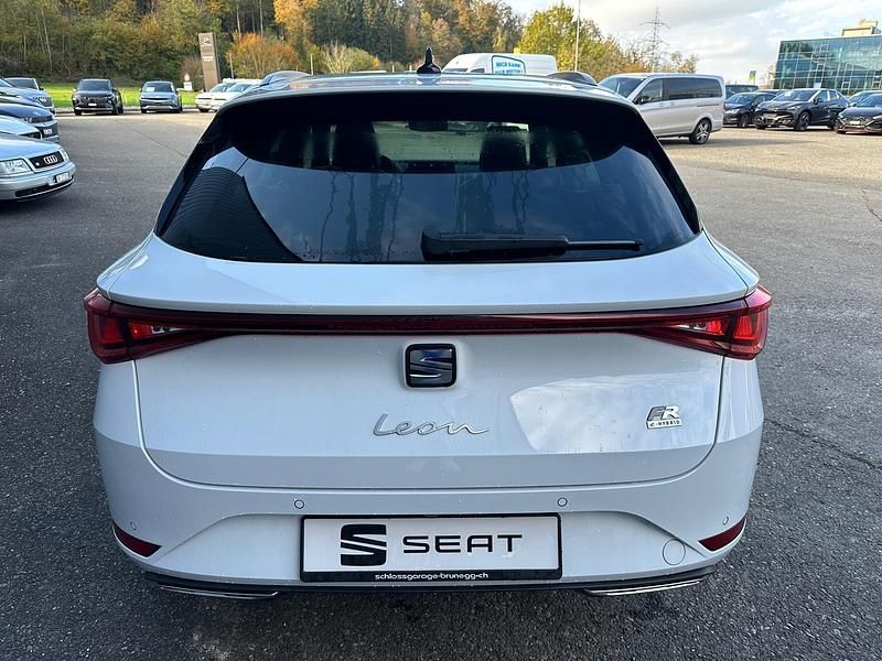 Gebraucht Seat Leon ST FR 204 PS (150 kW) 2024 Weiss Kombi