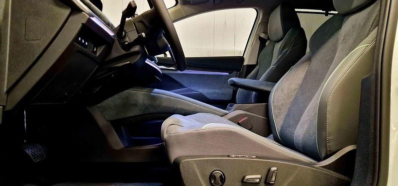 Neu Skoda Enyaq iV 210 kW (286 PS) 2025 Weiss SUV