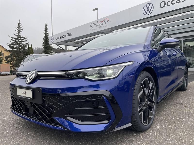 Blau Neu 2025 VW Golf VIII R-line Limousine | CHF 37’900 (Etwas zu teuer) - Bild 1/4