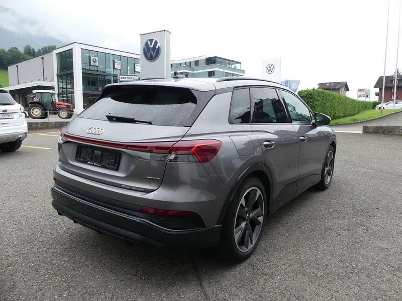 Gebraucht Audi Q4 e-tron Ambiente 219 kW (299 PS) 2021 Grau SUV