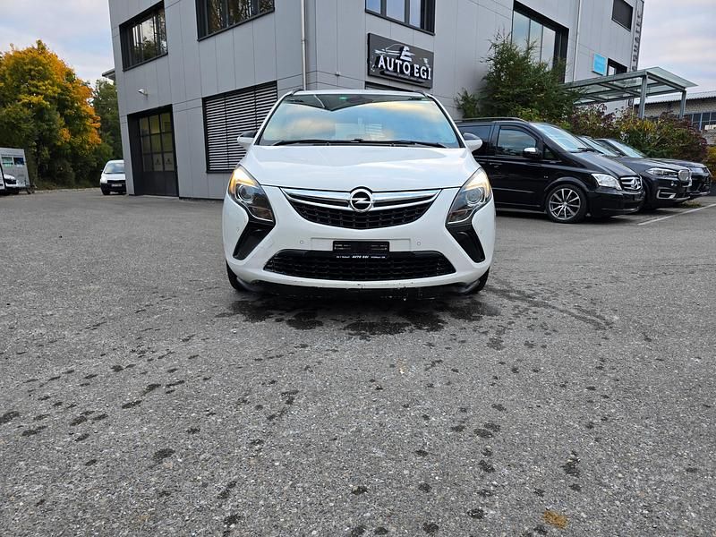 Gebraucht Opel Zafira Tourer drive 136 PS (100 kW) 2014 Van / Kleinbus
