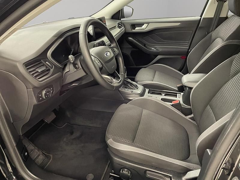 Gebraucht Ford Focus Cool & Connect 125 PS (91 kW) 2023 Schwarz Kombi