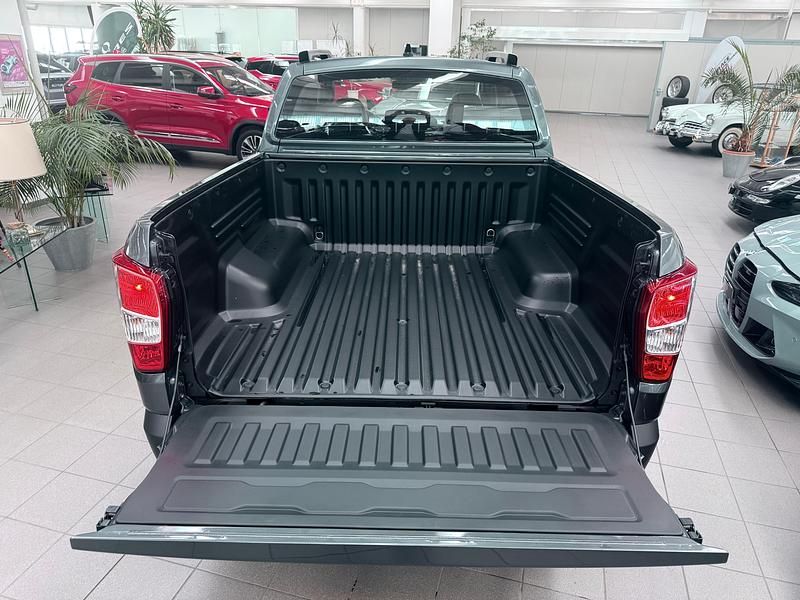 Neu Ssangyong (KGM) Musso 202 PS (148 kW) 2025 Grau Abholung