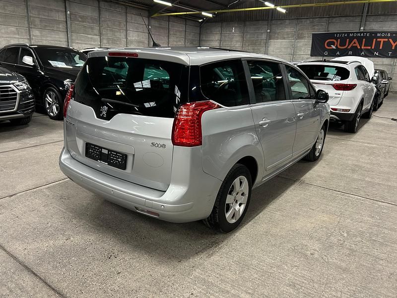 Gebraucht Peugeot 5008 Business-Line 112 PS (82 kW) 2012 Van / Kleinbus