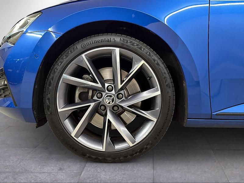 Gebraucht Skoda Superb SportLine 280 PS (205 kW) 2021 Blau Kombi