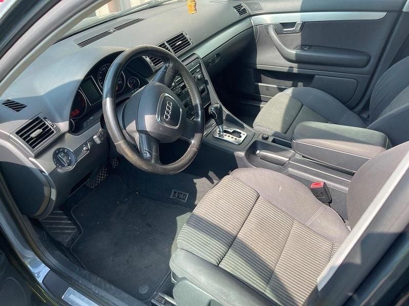 Gebraucht Audi A4 130 PS (95 kW) 2005 Limousine