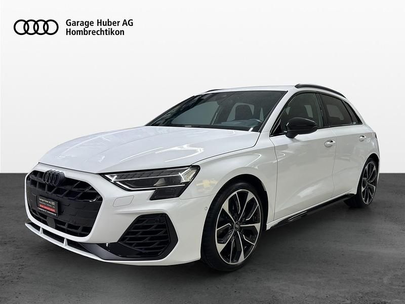 Weiss Gebraucht 2024 Audi S3 Ambiente Limousine | CHF 49’800 - Bild 1/4
