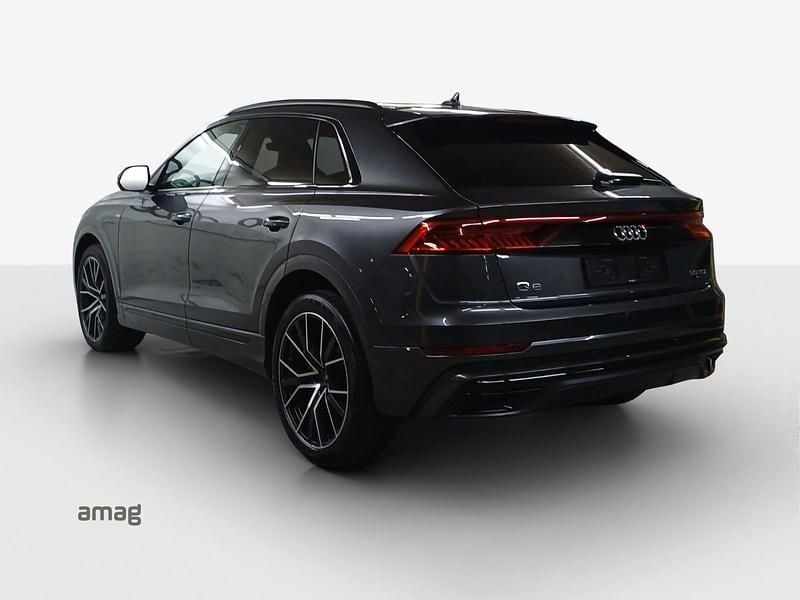 Gebraucht Audi Q8 Black Edition 286 PS (210 kW) 2021 Daytonagrau perleffekt SUV