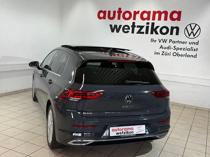 Gebraucht VW Golf VIII Style 150 PS (110 kW) 2020 Grau Limousine