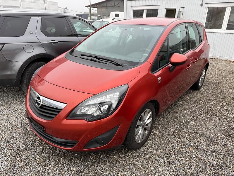 Gebraucht Opel Meriva Color Edition 140 PS (102 kW) 2013 Van / Kleinbus