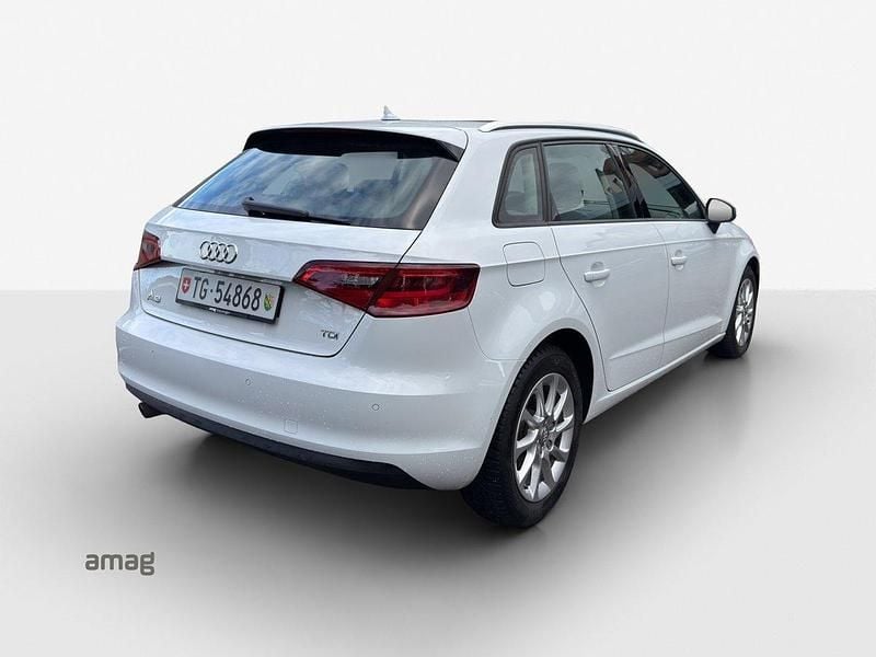 Gebraucht Audi A3 Attraction 105 PS (77 kW) 2014 Limousine