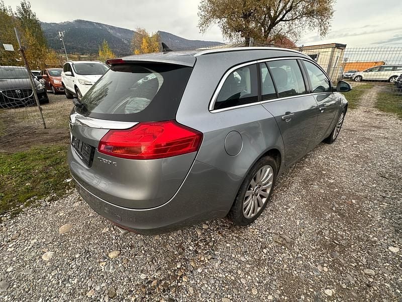 Gebraucht Opel Insignia Cosmo 220 PS (161 kW) 2010 Kombi