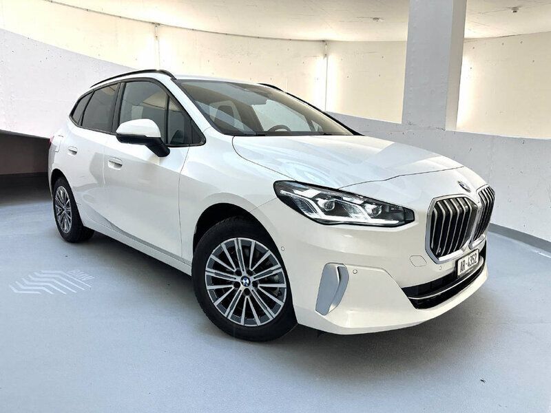 Gebraucht 2024 BMW 223 Active Tourer Luxury Line Van / Kleinbus | CHF 44’400 - Bild 1/4