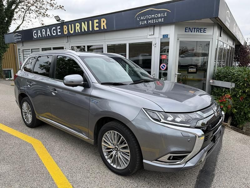 Gebraucht 2018 Mitsubishi Outlander P-HEV | CHF 17’400 (Fairer Preis) - Bild 1/4
