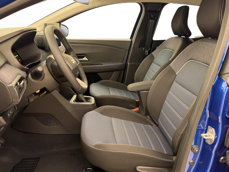 Neu Dacia Sandero Journey 101 PS (74 kW) 2026 Limousine