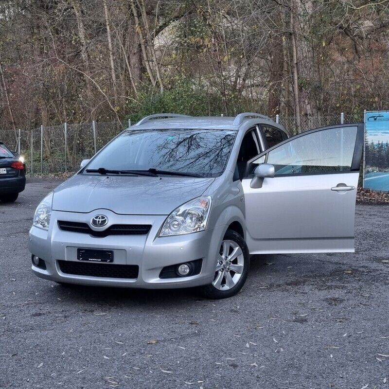 Gebraucht 2008 Toyota Corolla Verso Luna Van / Kleinbus | CHF 4’800 (Etwas zu teuer) - Bild 1/4