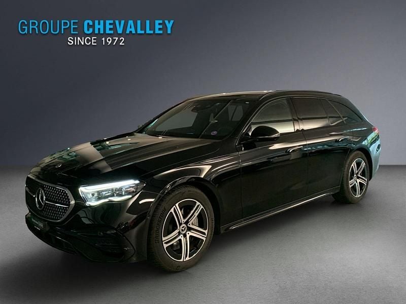 Gebraucht Mercedes E200 204 PS (150 kW) 2025 Schwarz Kombi