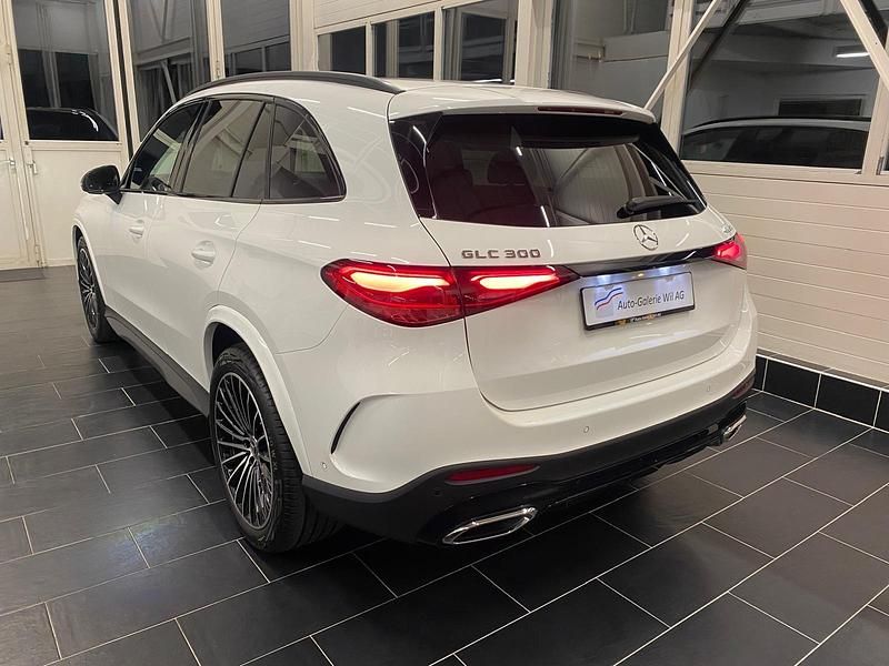 Gebraucht Mercedes GLC300e 258 PS (189 kW) 2024