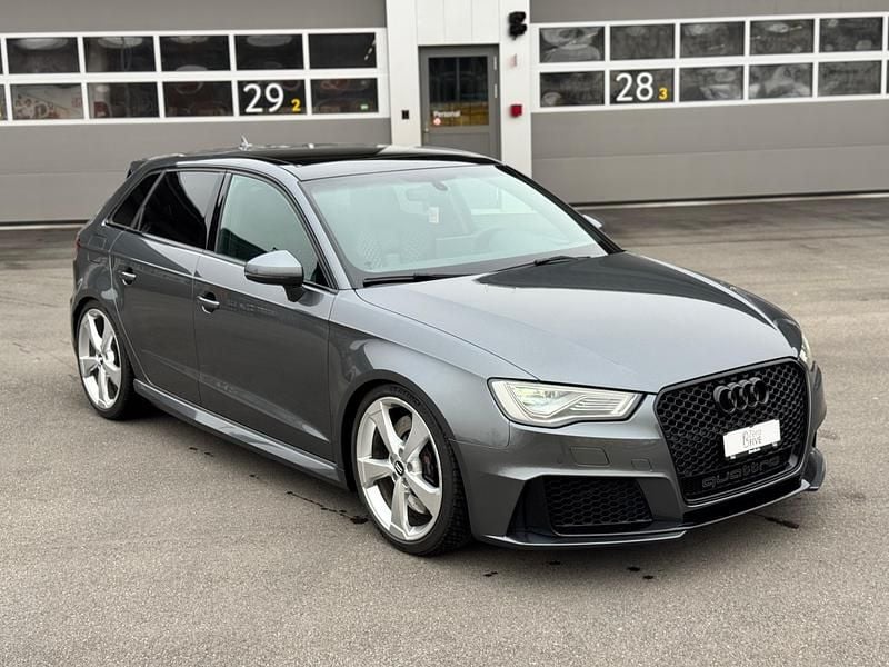 Gebraucht 2015 Audi RS3 Limousine | CHF 27’900 (Fairer Preis) - Bild 1/4