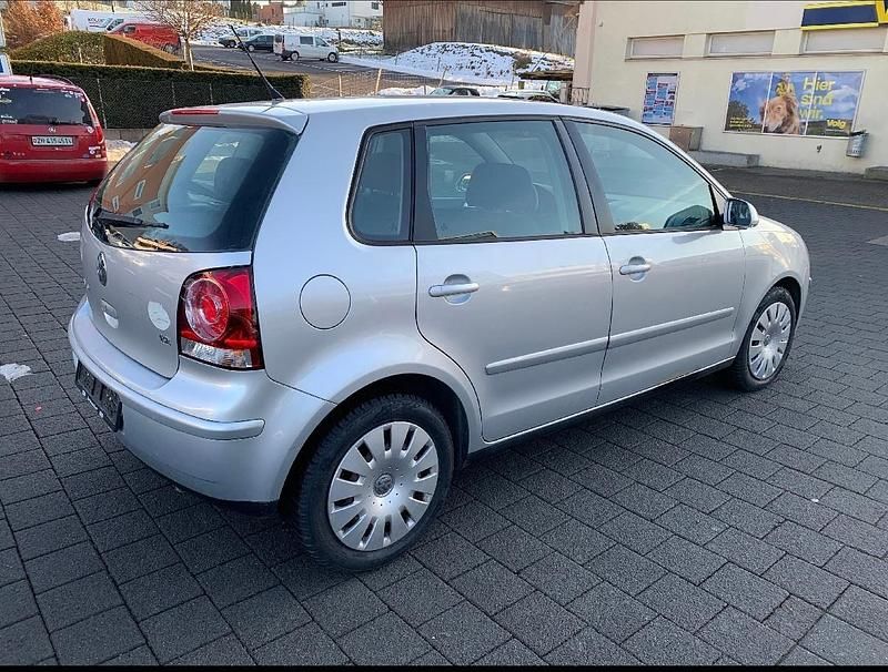 Gebraucht VW Polo 64 PS (47 kW) 2005 Kleinwagen