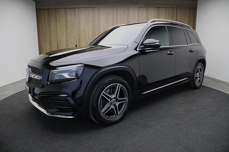 Gebraucht Mercedes GLB220 AMG Line Premium 190 PS (139 kW) 2024 SUV