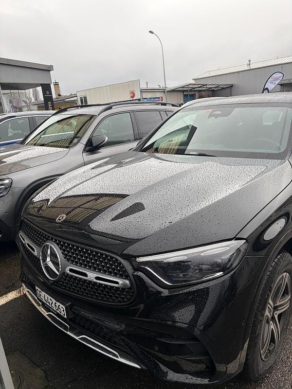 Gebraucht Mercedes GLC300e 313 PS (230 kW) 2025