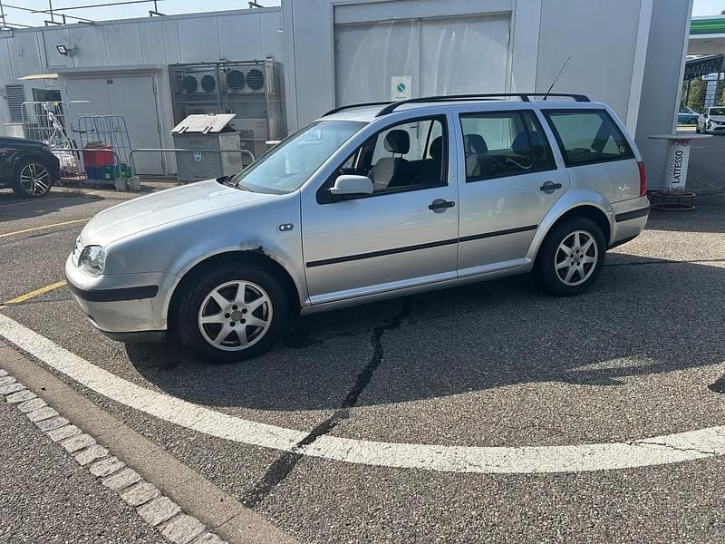 Gebraucht VW Golf IV Comfortline 130 PS (95 kW) 2003 Kombi