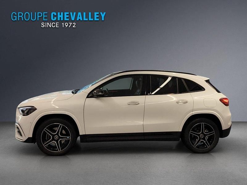 Gebraucht Mercedes GLA250 163 PS (119 kW) 2023 Weiss SUV