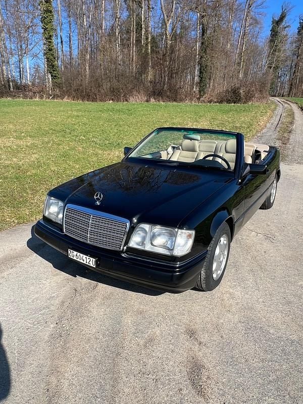 Gebraucht Mercedes E200 136 PS (100 kW) 1995 Cabrio