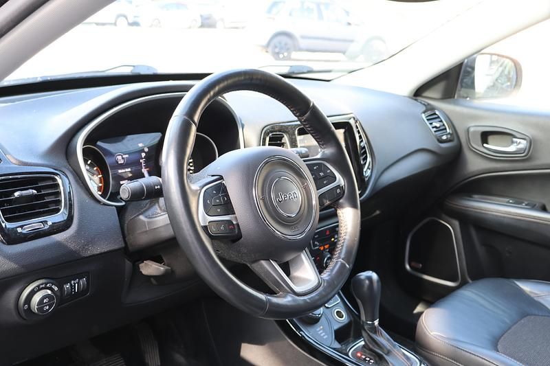 Gebraucht Jeep Compass Opening Edition 140 PS (102 kW) 2017 SUV