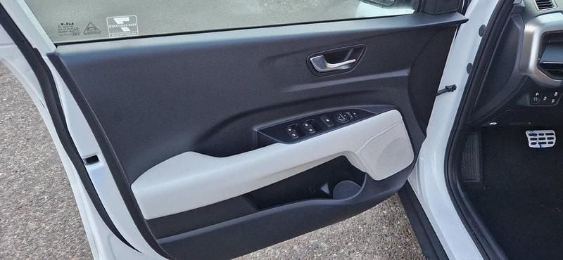 Neu Kia Stonic GT-Line 116 PS (85 kW) 2026 Weiss SUV