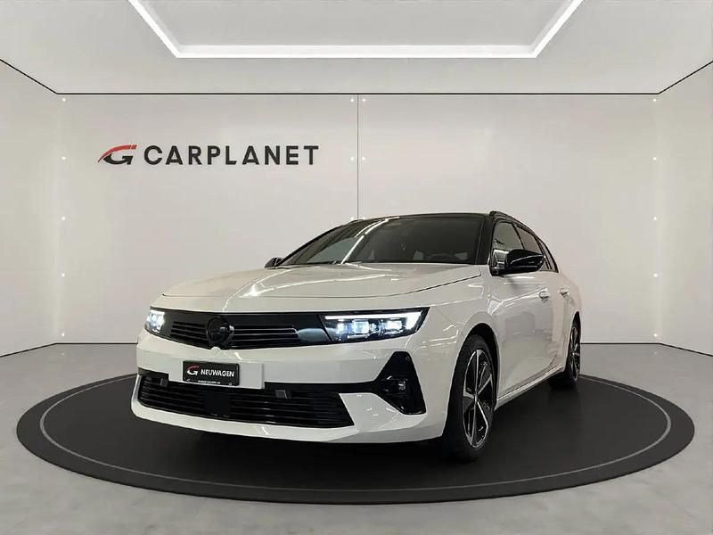 Neu Opel Astra 130 PS (95 kW) 2025 Weiss Kombi