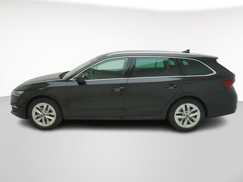 Gebraucht Skoda Octavia Lodge 150 PS (110 kW) 2026 Kombi