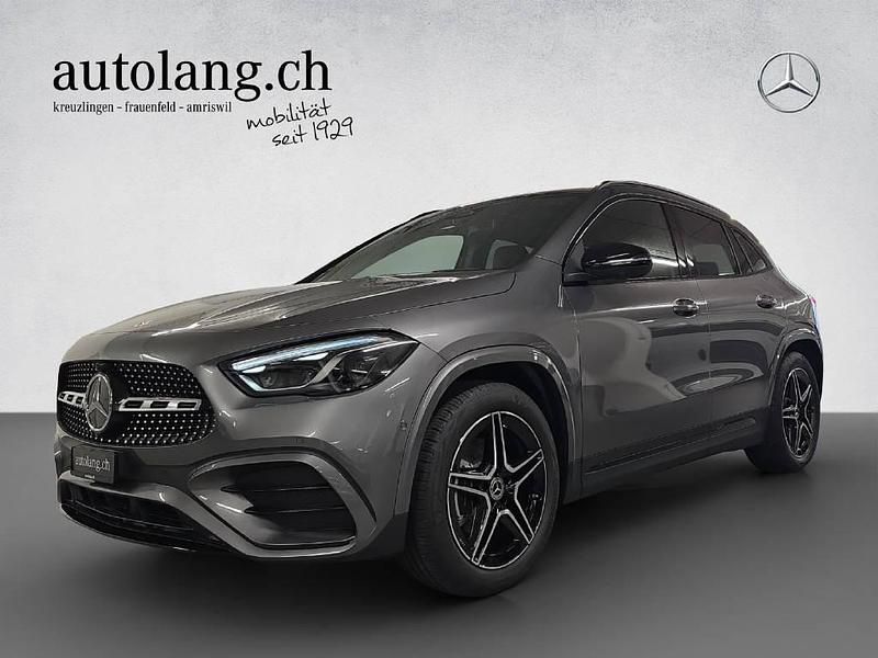 Gebraucht Mercedes GLA200 AMG line 177 PS (130 kW) 2024 Grau SUV