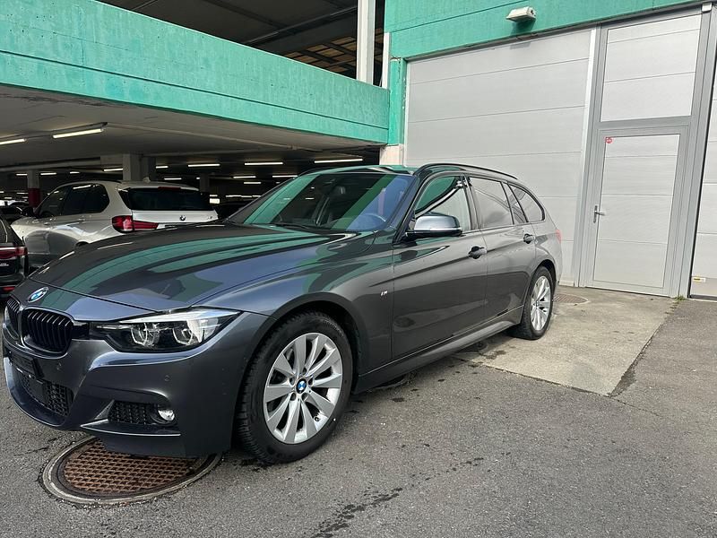 Gebraucht BMW 320 M Sport 184 PS (135 kW) 2019 Kombi