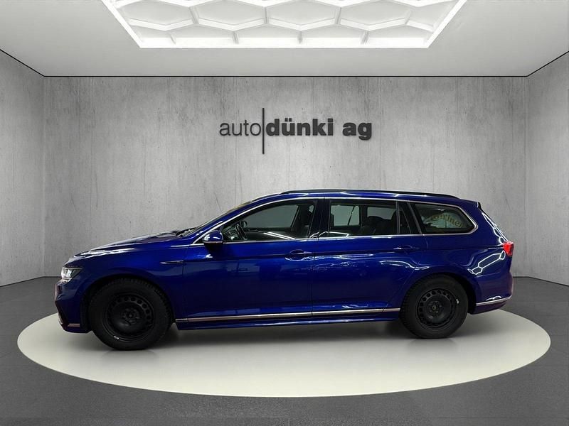 Gebraucht VW Passat Business 190 PS (139 kW) 2019 Blau Kombi