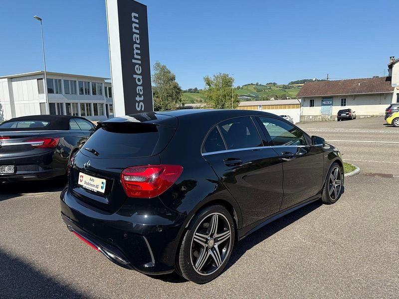 Gebraucht Mercedes A250 218 PS (160 kW) 2015 Schwarz Limousine