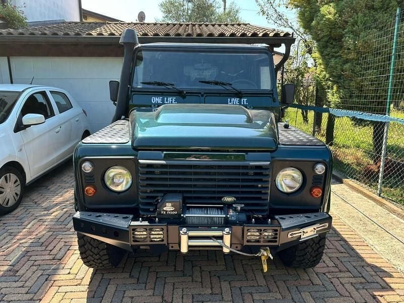 Gebraucht Land Rover Defender 122 PS (89 kW) 2012 SUV