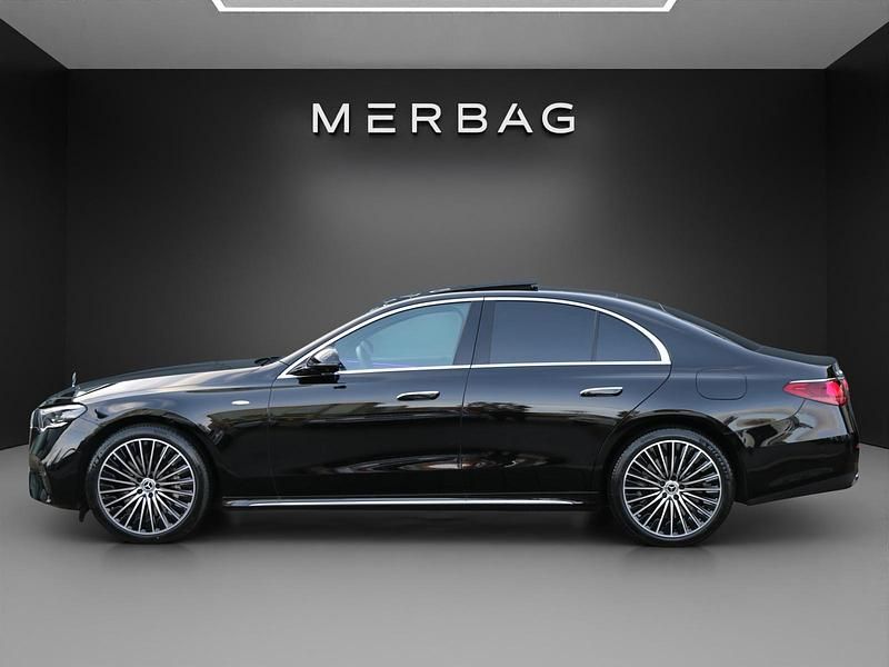 Gebraucht Mercedes E300 204 PS (150 kW) 2025 Limousine