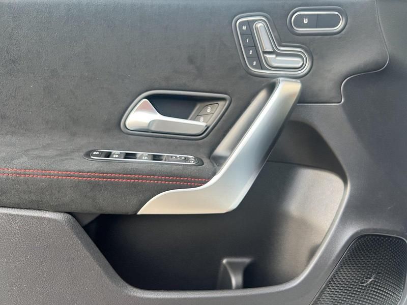 Gebraucht Mercedes A220 190 PS (139 kW) 2025 Grau Limousine