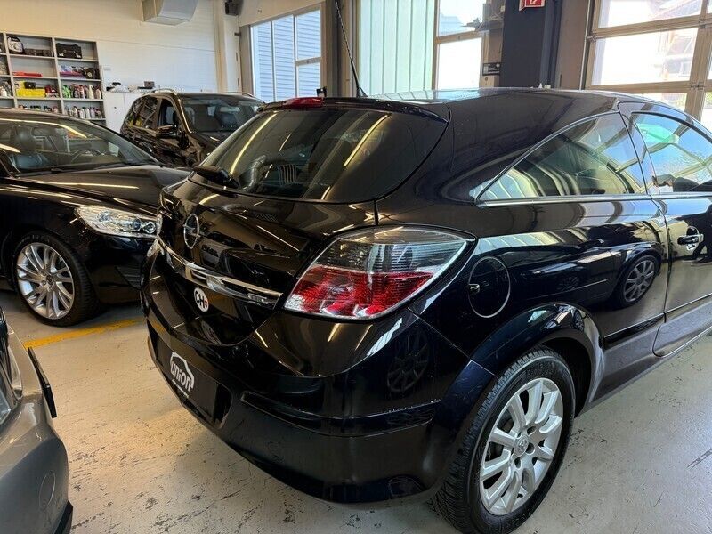 Gebraucht Opel Astra GTC Sport 125 PS (91 kW) 2005