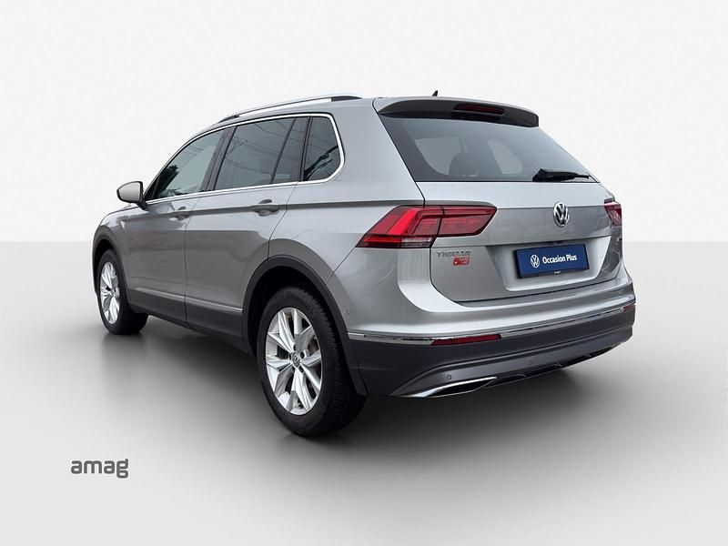 Gebraucht VW Tiguan Highline 220 PS (161 kW) 2019 Tungsten silver metallic SUV