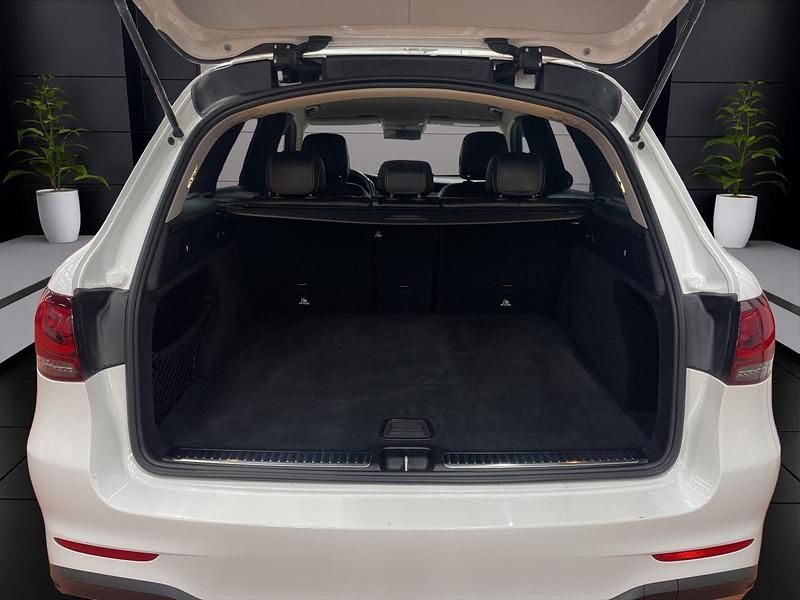 Gebraucht Mercedes GLC220 AMG line 194 PS (142 kW) 2020