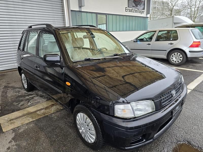 Gebraucht Mazda Demio 72 PS (52 kW) 1999 Kleinwagen