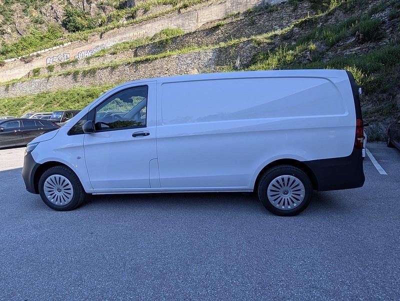 Neu Mercedes Vito 163 PS (119 kW) 2025 Van