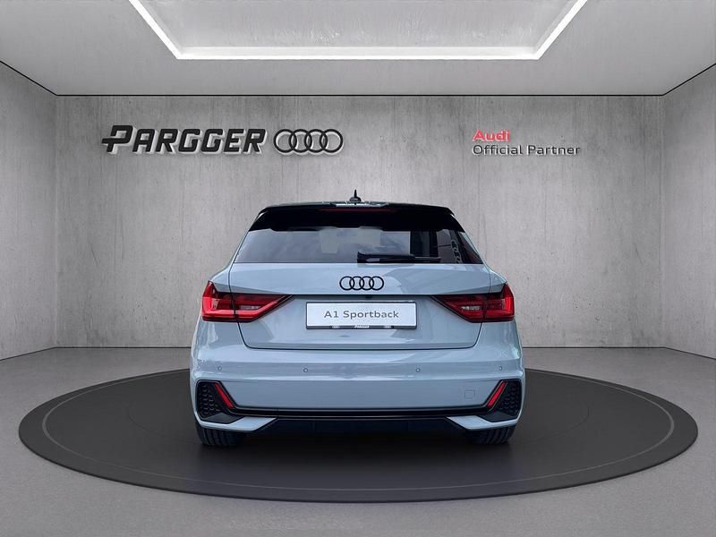 Gebraucht Audi A1 Sportback Ambiente 115 PS (84 kW) 2025 Grau Kleinwagen