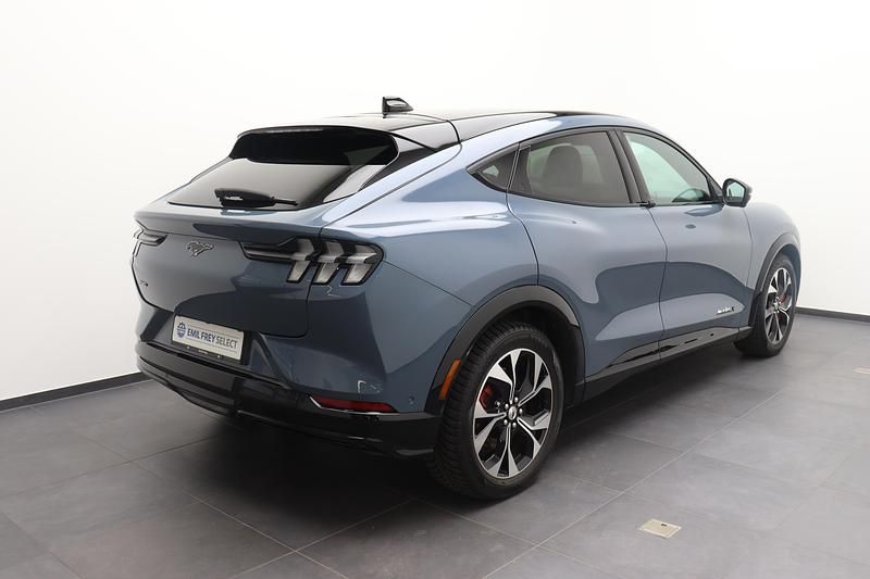 Gebraucht Ford Mustang Mach-E Premium 272 kW (371 PS) 2023 Blau SUV