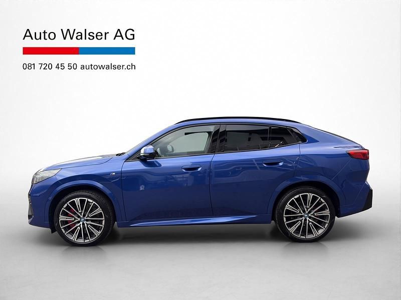 Gebraucht BMW iX2 Comfort Edition 225 kW (306 PS) 2025 Blau SUV