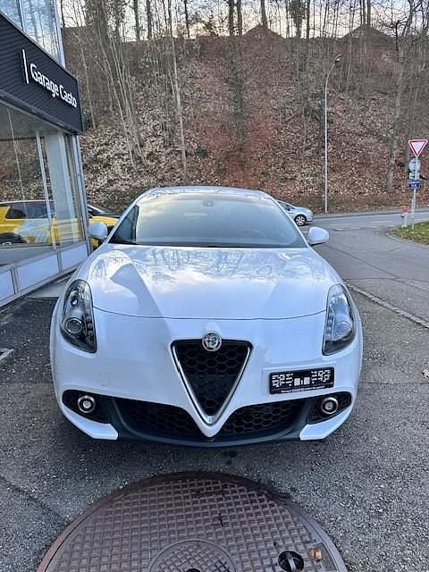 Gebraucht Alfa Romeo Giulietta Super 175 PS (128 kW) 2018 Kleinwagen